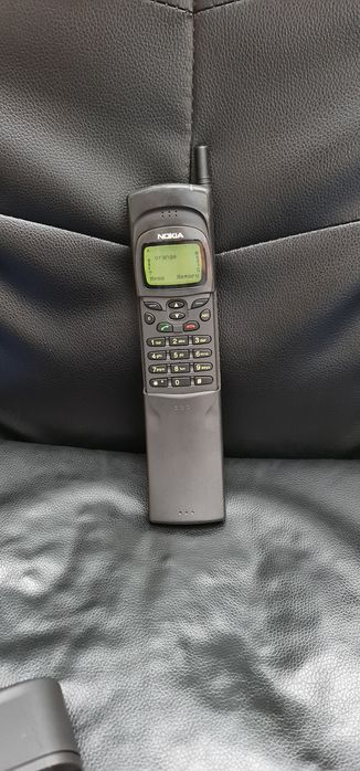 Nokia 8110  retea orange sau digi !