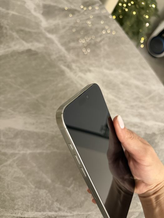 Продам iPhone 16 Pro Max 256GB