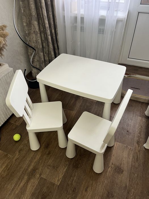 Продам  Столик детский