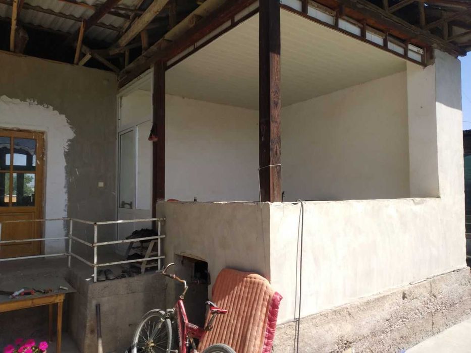 16 сотикли ховли сотилади ва таёр бизнес (мол фермаси) сотилади