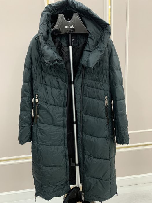 Продам зимние куртки