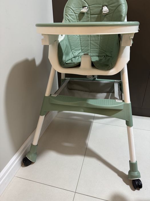 Детский стульчик зеленый