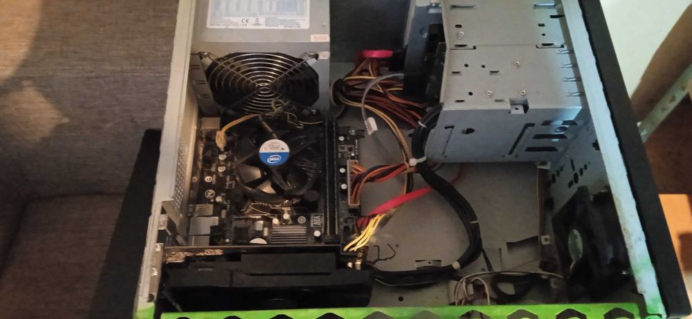 PC I5 4590 8 gb ddr3 Amd RX 460 4GB GDDR5 pc calculator unitate Gaming