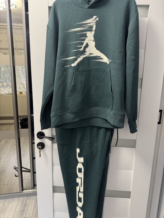 Trening nike jordan marimea L