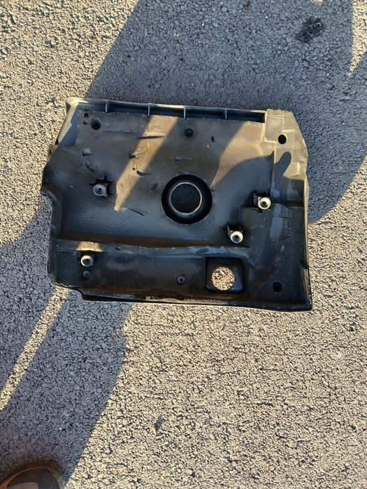 Кора на двигател Toyota Rav4 2010