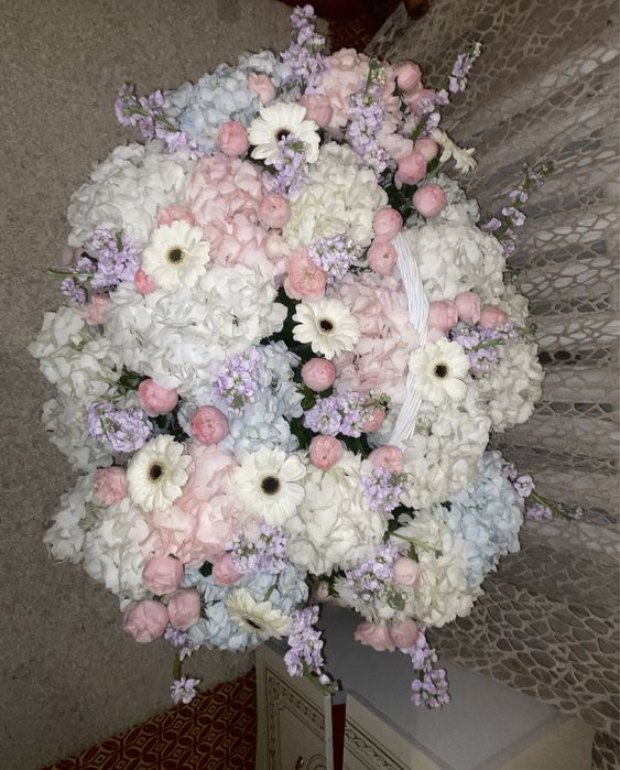 Нежная композиция с гортензией