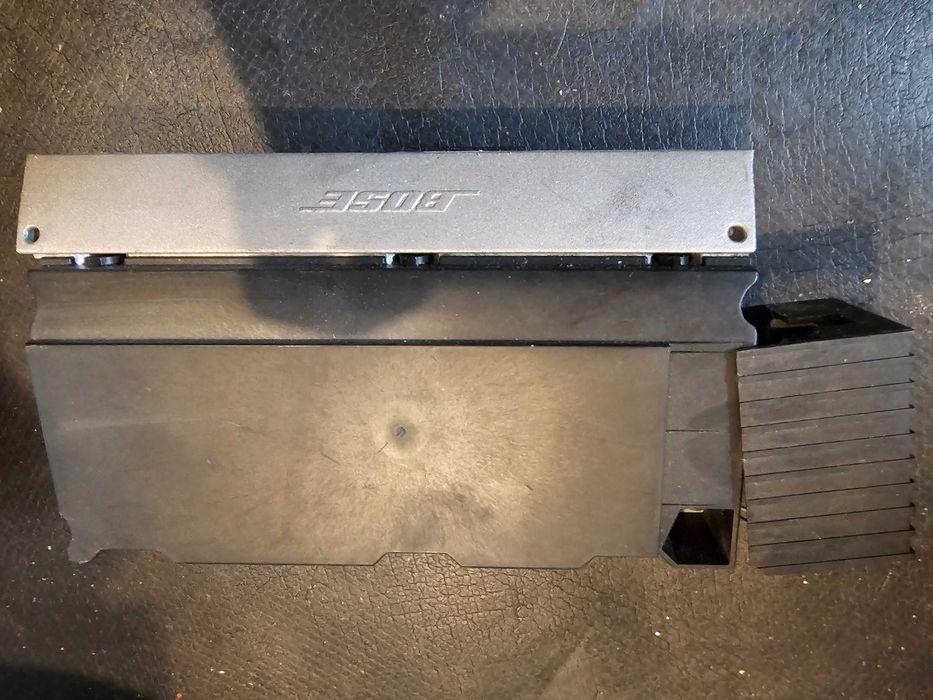 Amplificator BOSE Audi 4f0 035 223 d