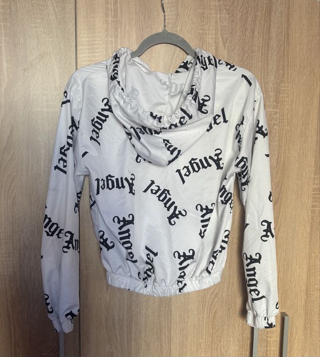 Пролетно бяло яке