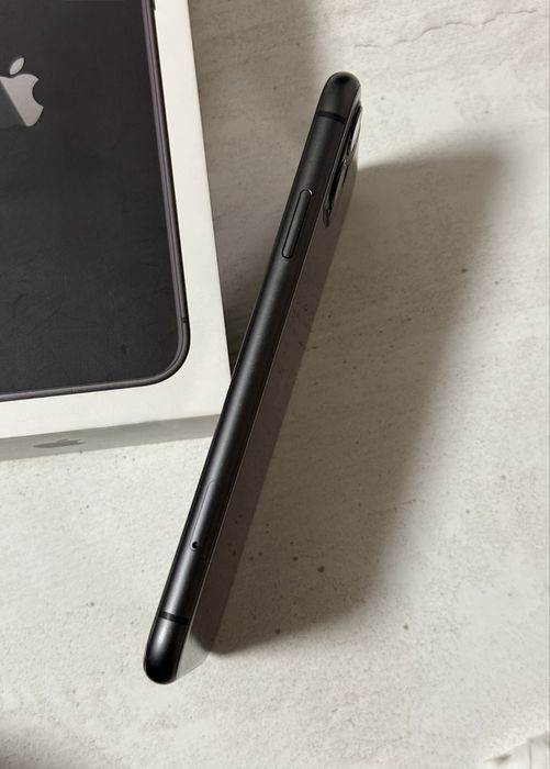 iPhone 11 128гб в идеальном состояний