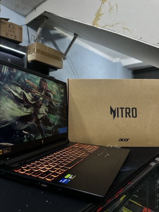 Мощный игравой Acer Nitro V16 i5-14450H 16/512 RTX4050(6GB)