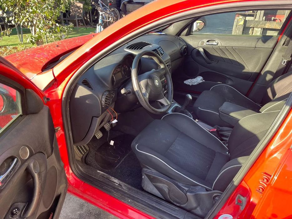 Dezmembrari Alfa Romeo 147 / 1.6 Benzina