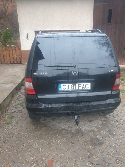 Vând Mercedes Ml 2.7 automat sau schimb cu scule construcții sau teren