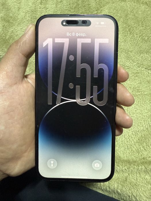 Продам Айфон 14про мах