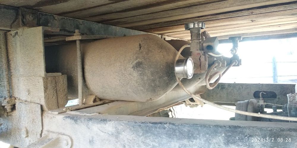 Uaz sotiladi 1986yil