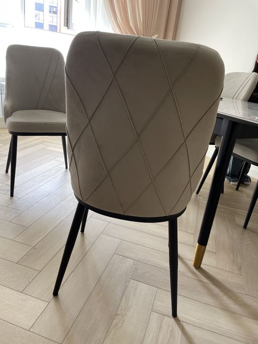 Продам стулья 6 штук