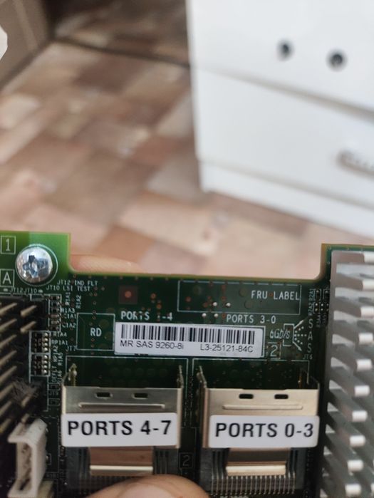Raid контроллер  mr sas 9260-i8