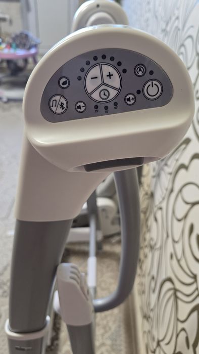 Продам детскую кресло-качалку