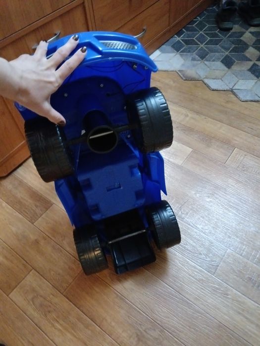 Машина игровая детская