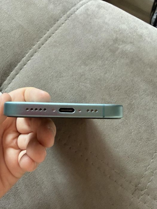 Iphone 16 128GB tilt
