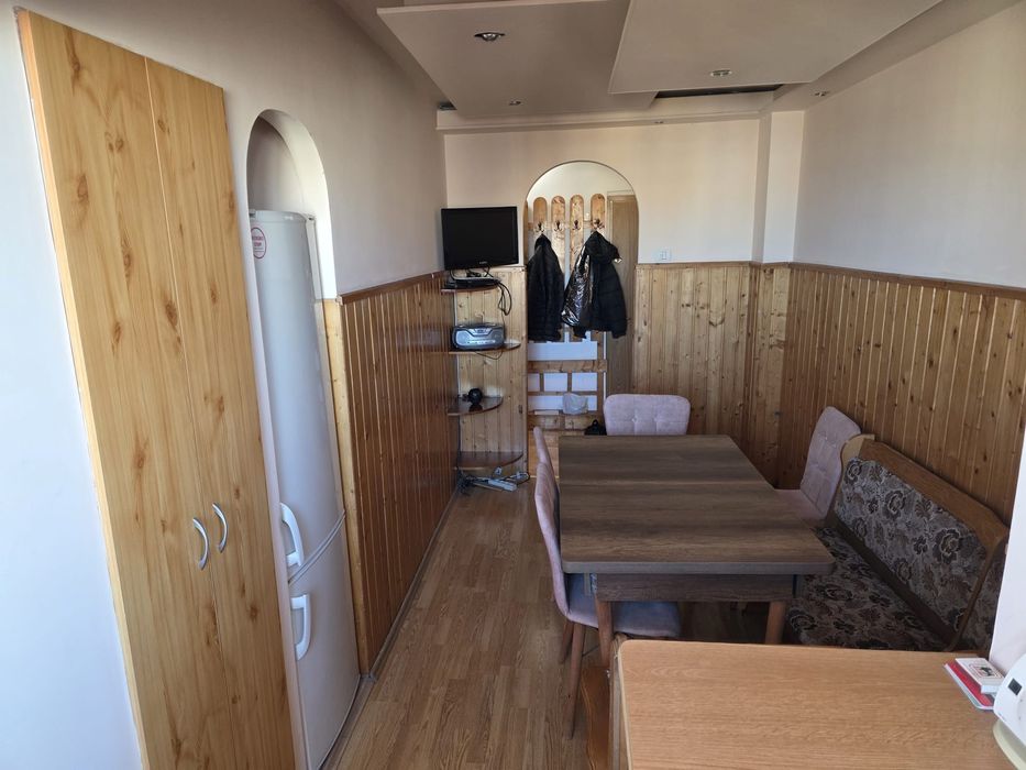 Închiriez apartament 3 camere zona centrala, Bdul Griviței nr 51