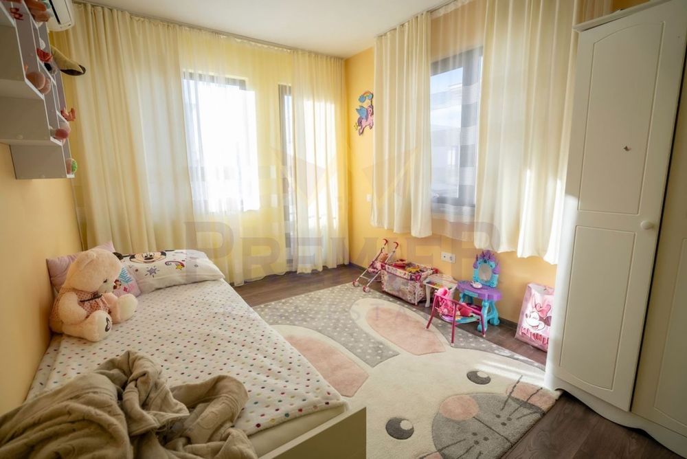 Къща в Бургас-Сарафово