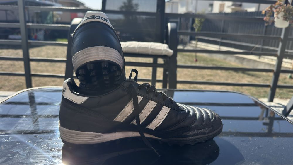 Ghete fotbal ADIDAS MUNDIAL piele vita 43
