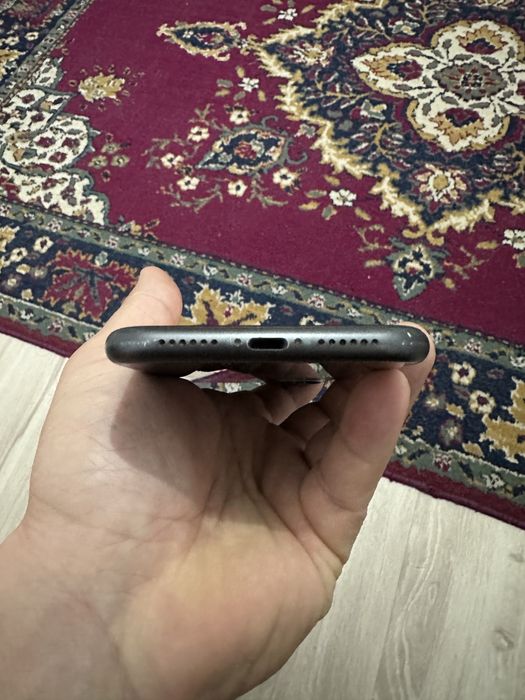 Айфон 11 продам в отличьном состояний