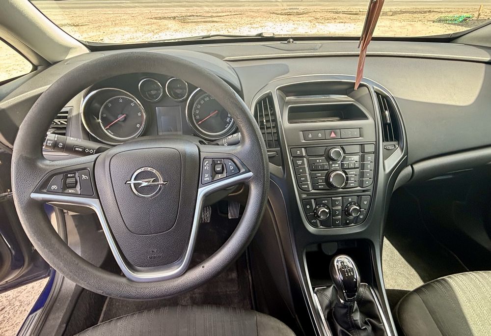 Opel Astra J 1.7, An 2011- Euro 5