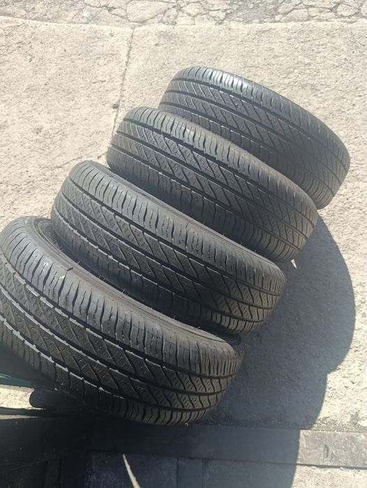 Продаю комплект резины