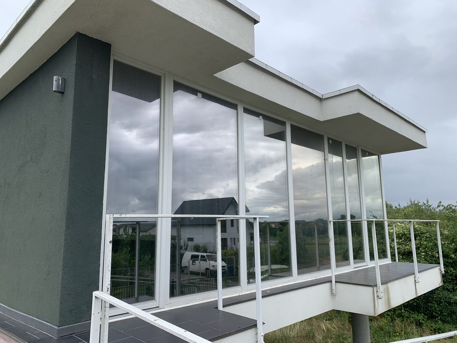 Birou lucru/studio diverse sau de locuit, de inchiriat