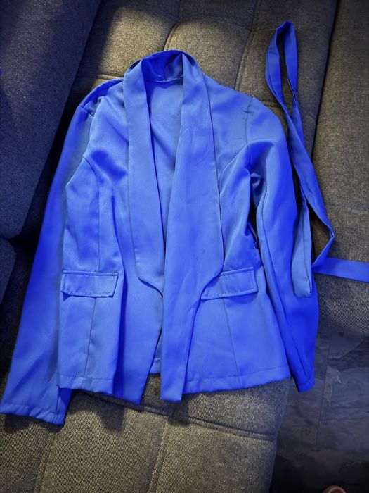 Италиански костюм за 15-16г