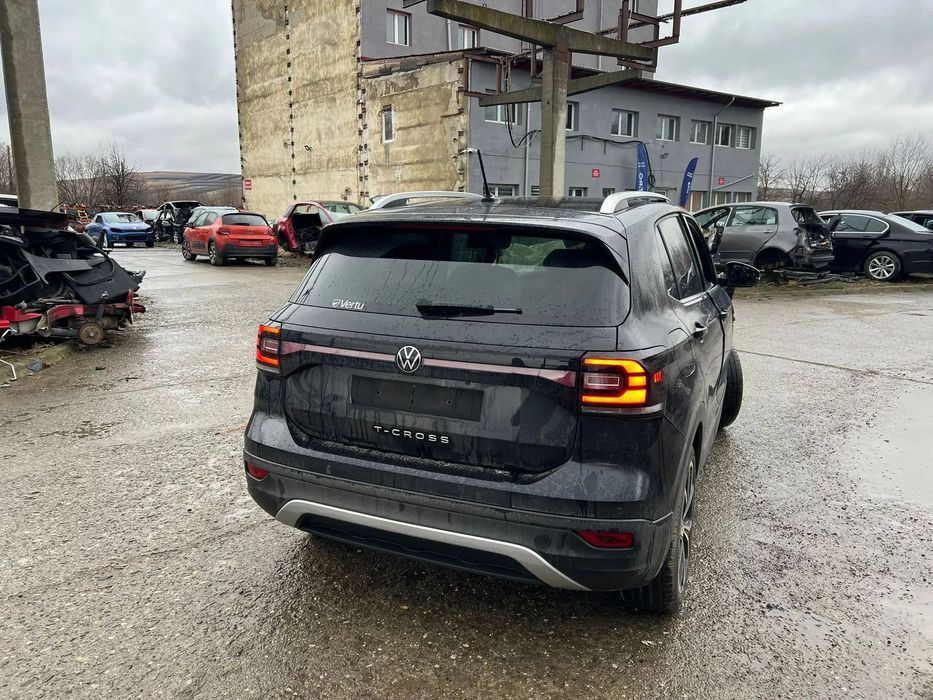 Dezmembrez / Dezmembrari / Piese Volkswagen T-Cross 2021