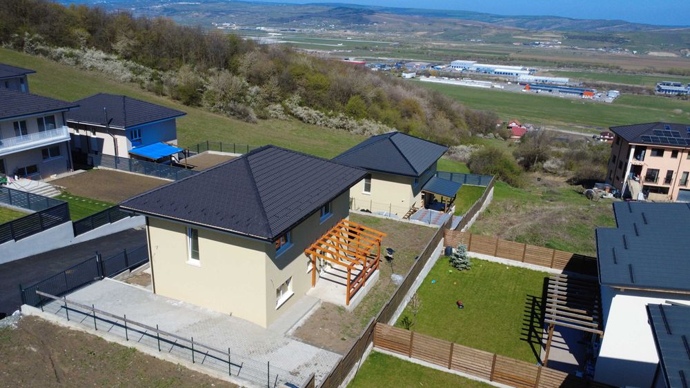 Vand casa individuala comision 0%