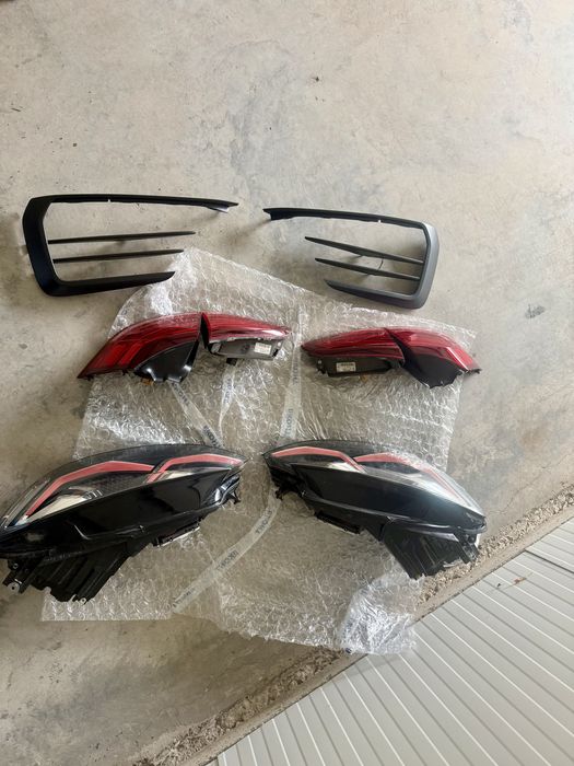 VW Golf GTI MK 7.5 2018- Фарове,стопове и декорация за предна броня