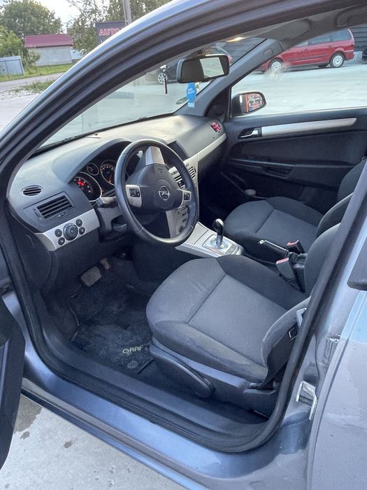 Opel astea h semiautomată
