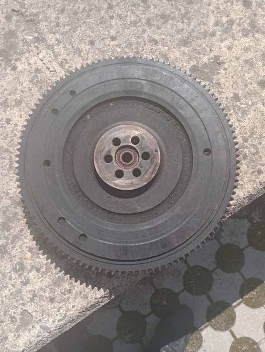 Маховик за Ивеко 35-10