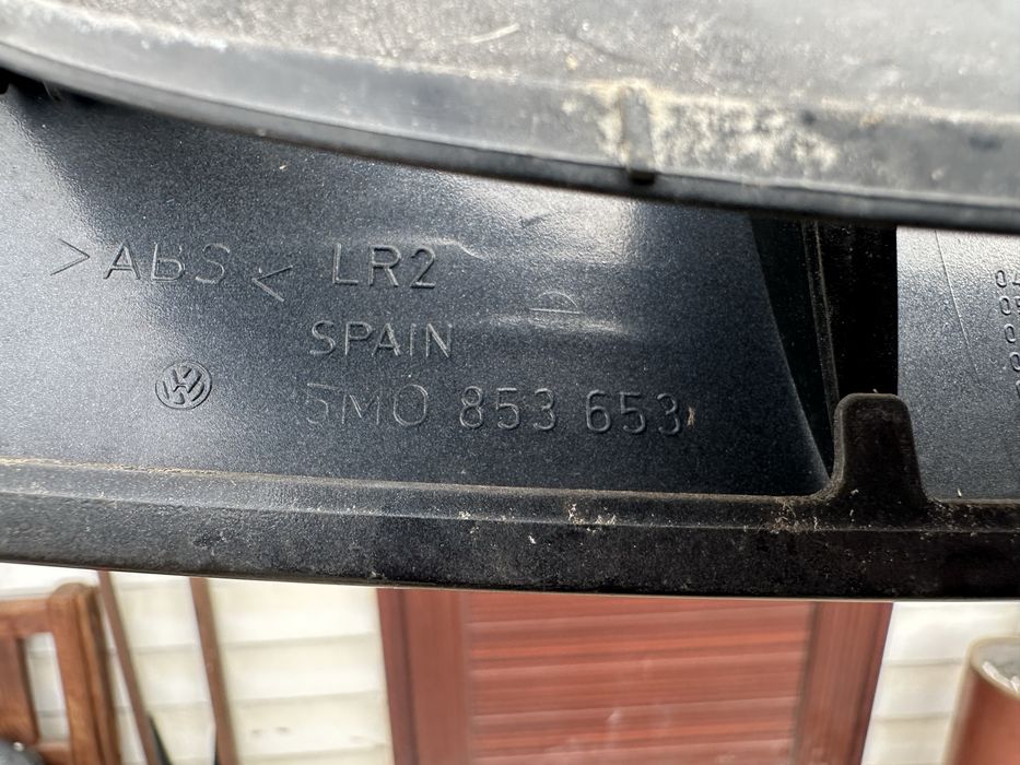 Решетка с емблема за Фолксваген Голф Плюс