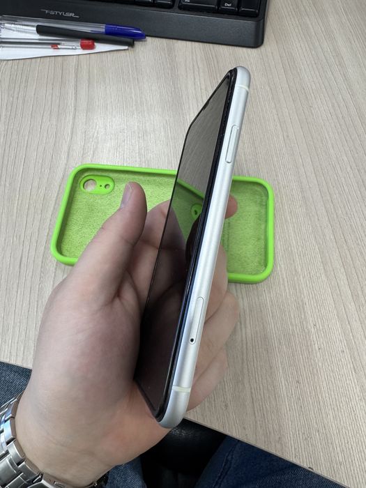 Iphone Xr на 64 gb