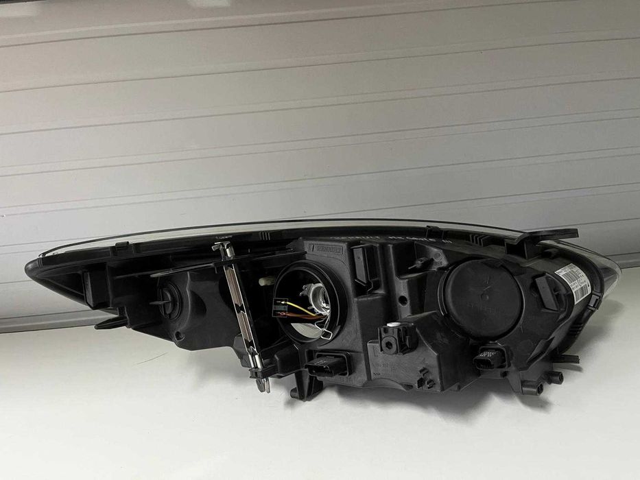 Far stanga Renault Megane 3 2008 2012