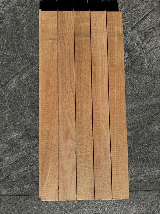 Parchet din lemn masiv de fag