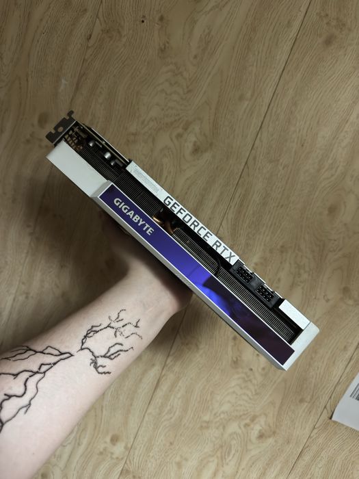 Видеокарта Gigabyte 3070ti 8GB