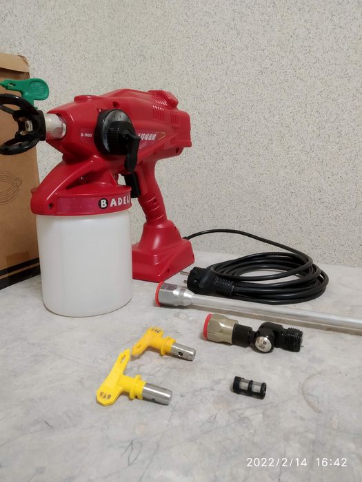 Краскораспылитель высокого давления.