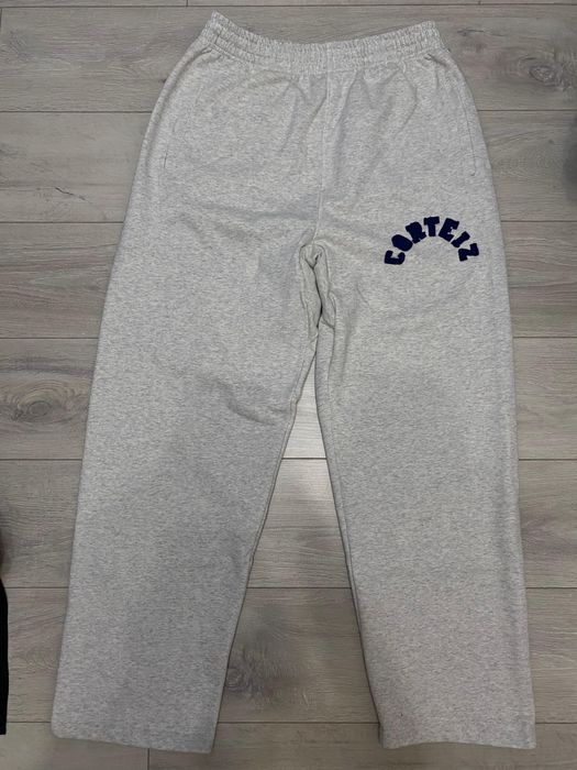 Спортивные штаны Corteiz