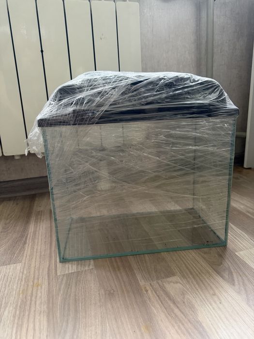 Продам аквариум на 20 л