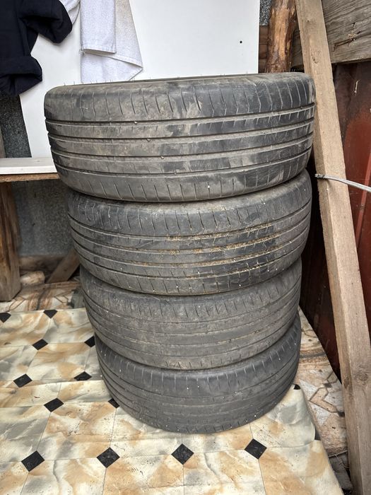 Продам шины хорошом состояние