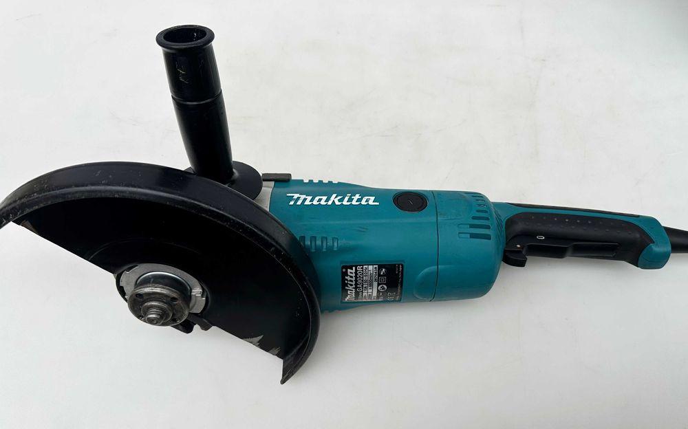 Makita GA9020R + Makita GA5030R - Голям и малък ъглошлайф