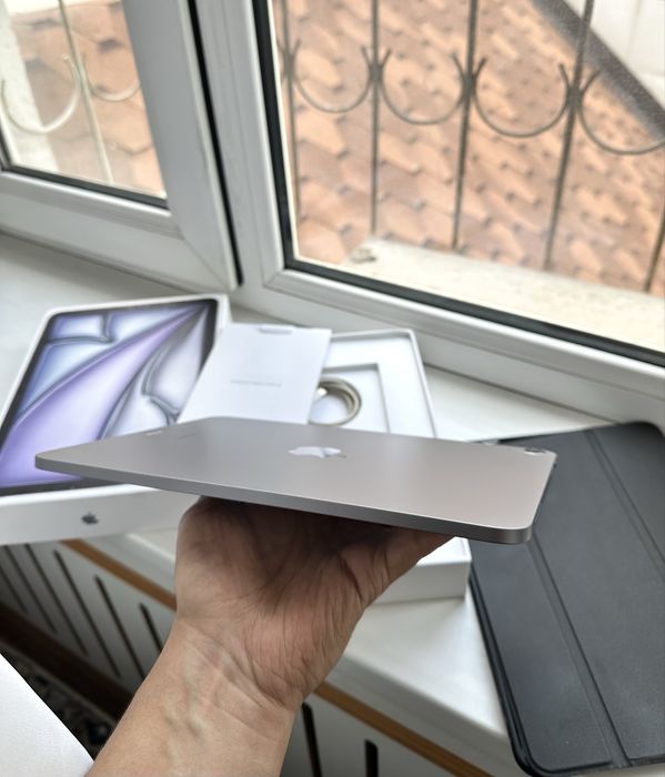 iPad Air M2 11inch Gray 128GB +Case