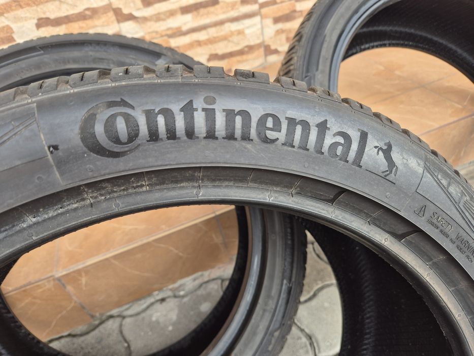Anvelope Allseason 245 40 18. Continental  225. 45.18