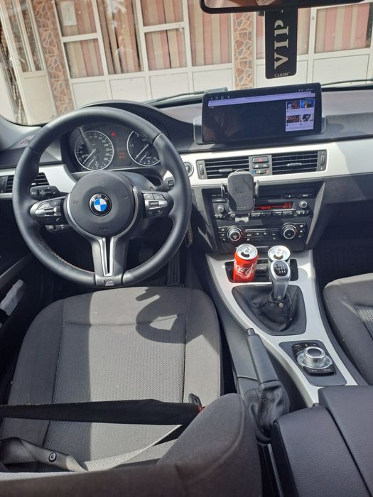 vând bmw e 90 facelift