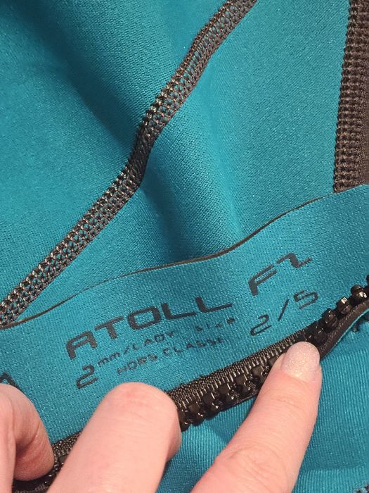 Дамски костюм за шнорхелинг от неопрен, 2мм